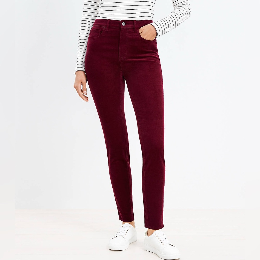 Loft maroon high rise corduroy pant size 12 31 zippered and button skinny jeans